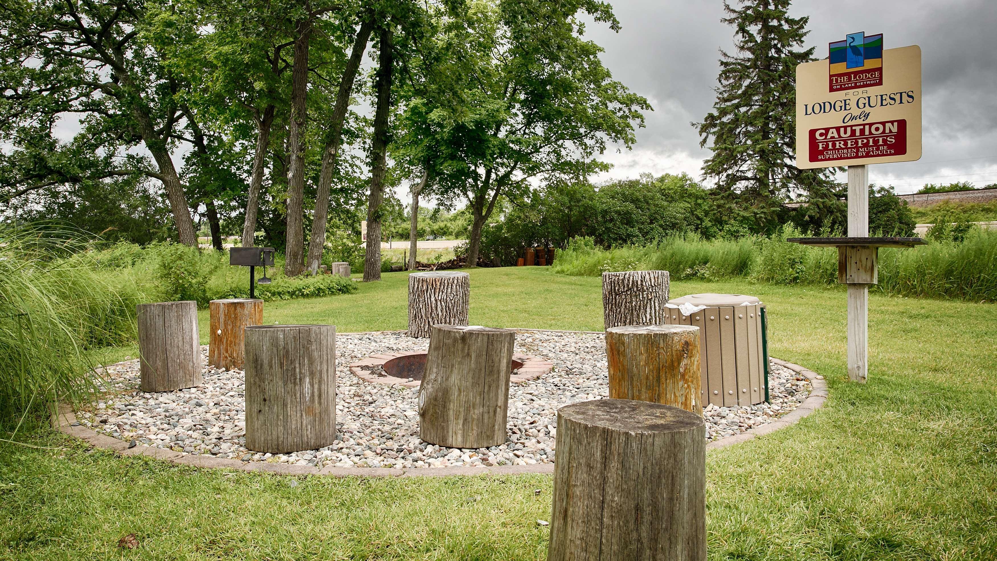 Best Western Premier The Lodge On Lake Detroit Detroit Lakes Exteriér fotografie