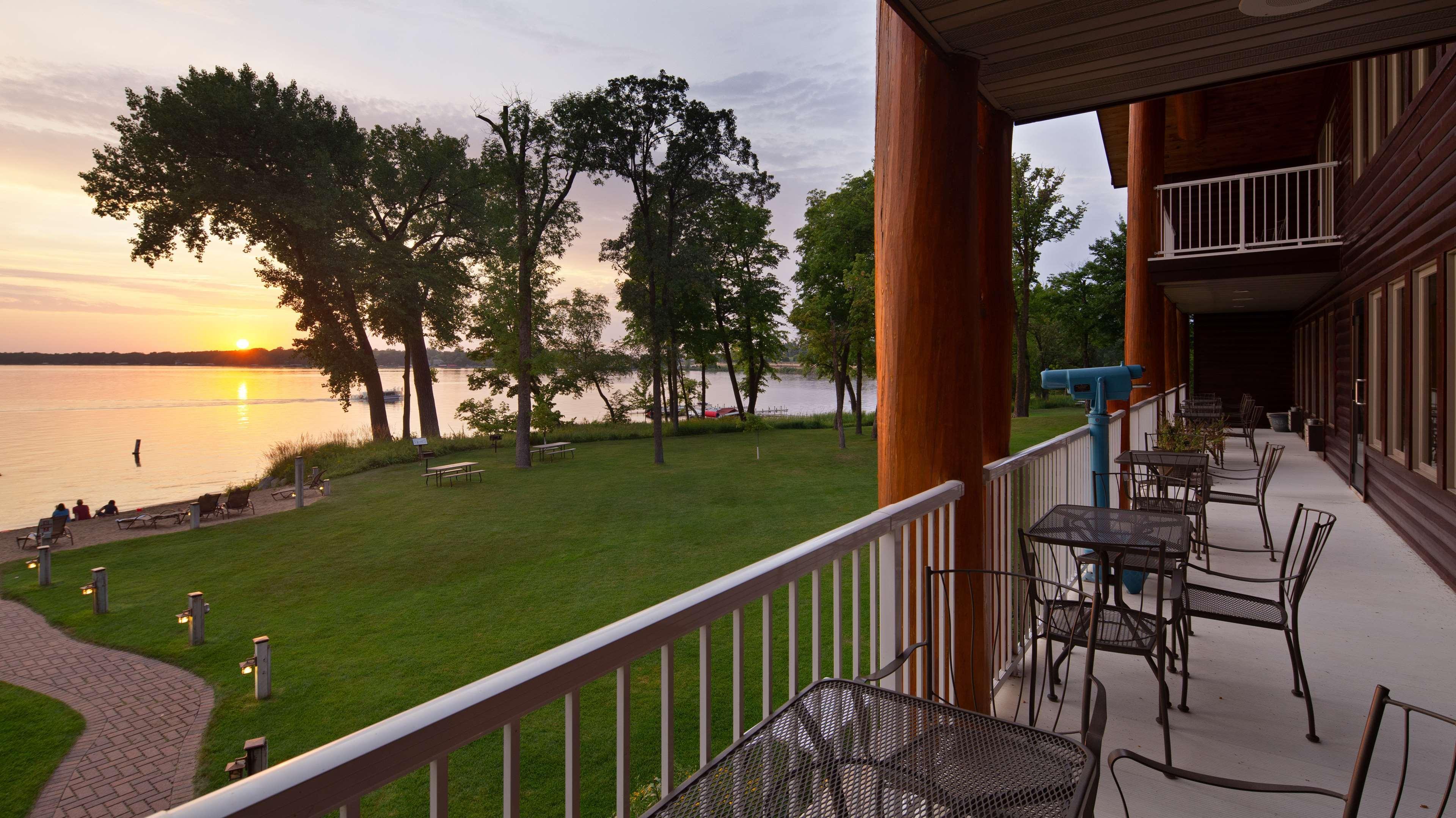 Best Western Premier The Lodge On Lake Detroit Detroit Lakes Exteriér fotografie
