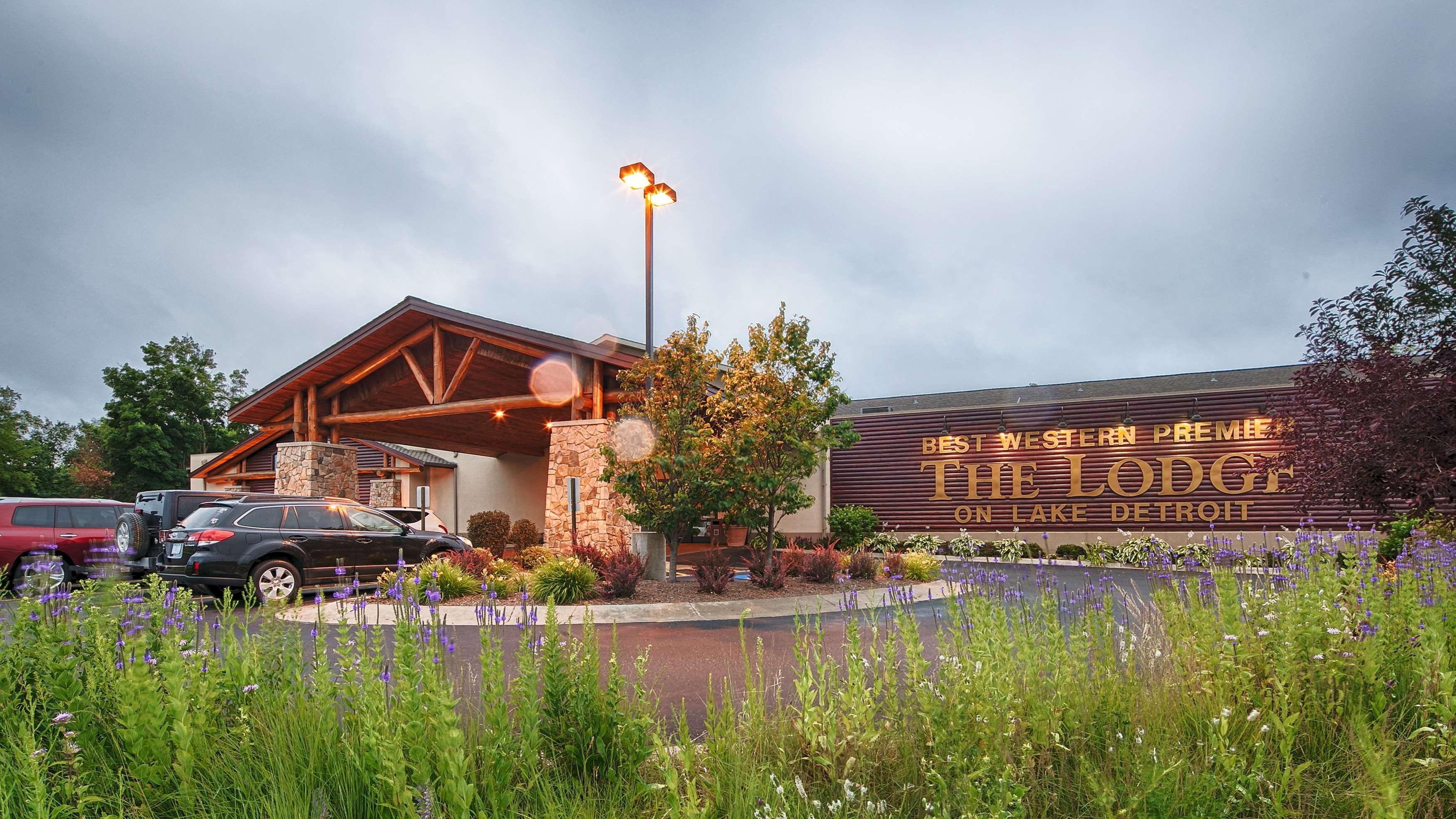 Best Western Premier The Lodge On Lake Detroit Detroit Lakes Exteriér fotografie